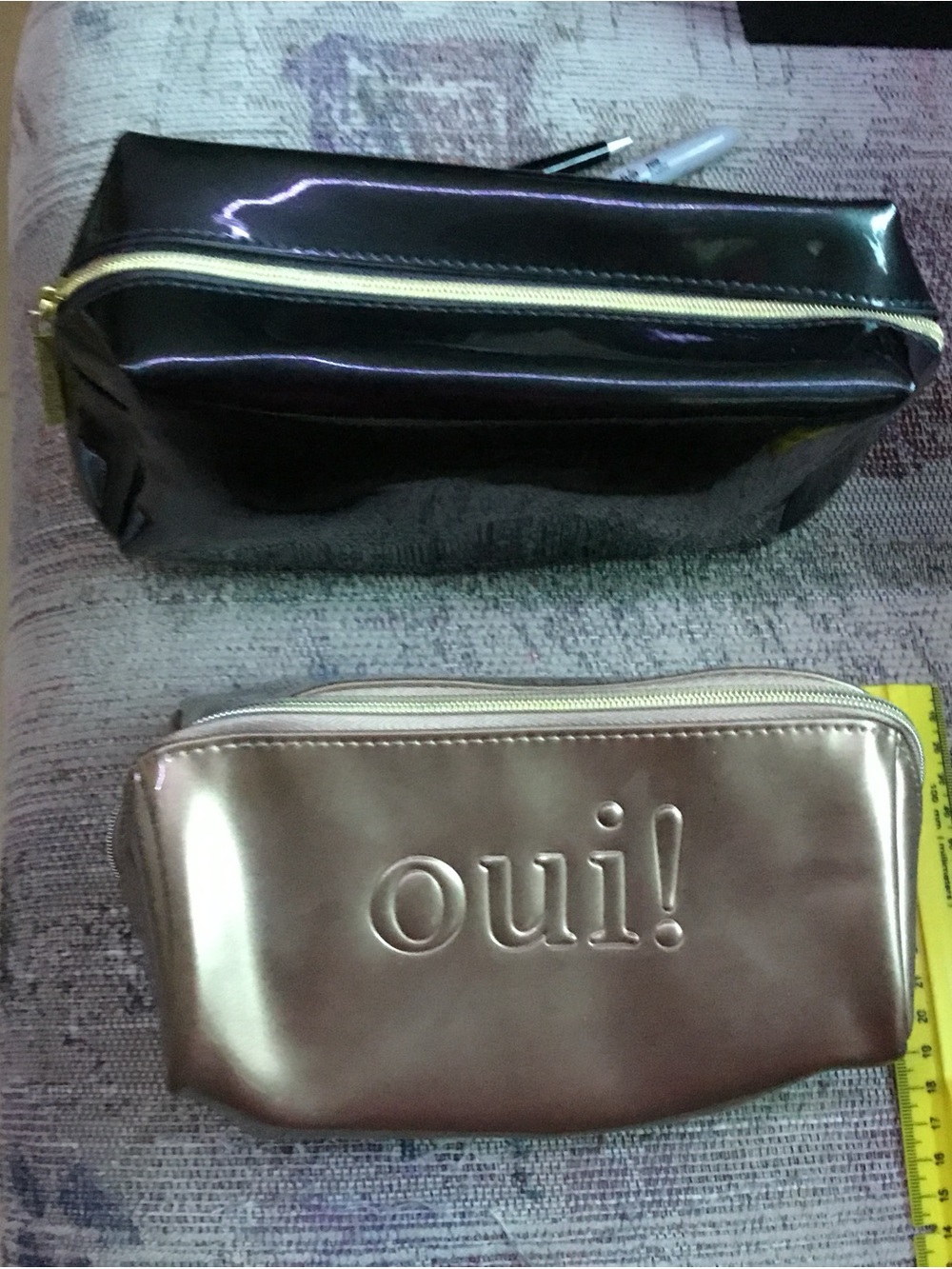 2 X Embossed "oui!" Metallic Rose Gold Cosmetic Pouch & Black Gold Zip Pouches